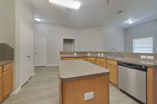 1318 Auburn View Ln, Fresno, TX 77545 - Photo 7