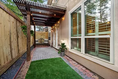 5823 Augusta Court, Houston, TX 77057 - Photo 43