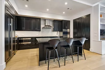 2325 Welch Street #704, Houston, TX 77019 - Photo 15