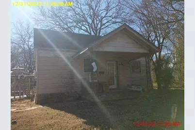 514 E 5th Street, Bonham, TX 75418 - Photo 5