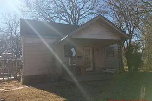 514 E 5th St, Bonham, TX 75418 - Photo 5