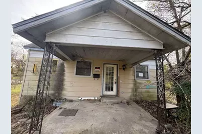 514 E 5th Street, Bonham, TX 75418 - Photo 1