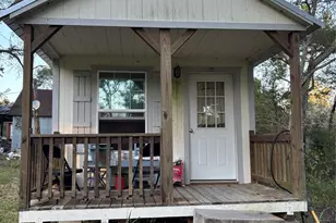 119 County Rd 4533, Dayton, TX 77535 - Photo 1