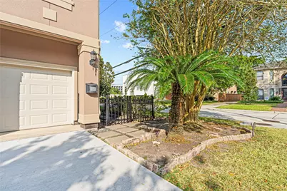 112 White Drive, Bellaire, TX 77401 - Photo 3