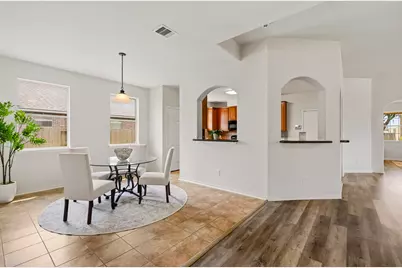 125 Avery Springs Lane, Dickinson, TX 77539 - Photo 13