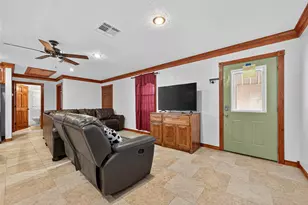 403 White St, Madisonville, TX 77864 - Photo 7