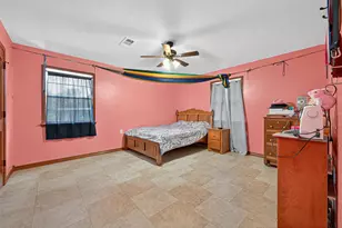 403 White St, Madisonville, TX 77864 - Photo 21