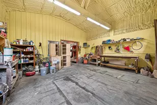 403 White St, Madisonville, TX 77864 - Photo 31