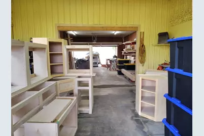 403 White Street, Madisonville, TX 77864 - Photo 41