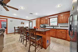 403 White St, Madisonville, TX 77864 - Photo 13