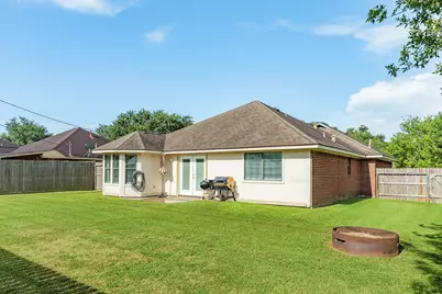 1164 Thomas Drive, Angleton, TX 77515 - Photo 21