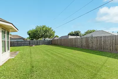 1164 Thomas Drive, Angleton, TX 77515 - Photo 25