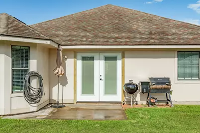 1164 Thomas Drive, Angleton, TX 77515 - Photo 23