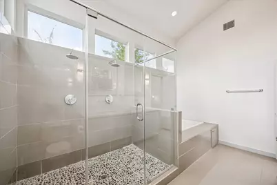 1562 Cheshire Lane, Houston, TX 77018 - Photo 13