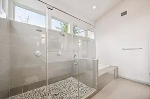 1562 Cheshire Ln, Houston, TX 77018 - Photo 13