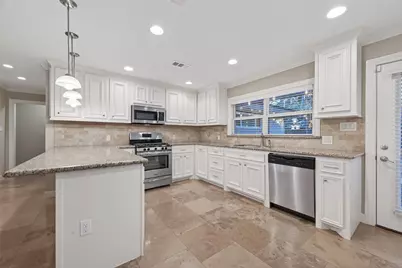 5323 Briarbend Drive, Houston, TX 77096 - Photo 11