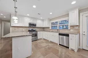 5323 Briarbend Dr, Houston, TX 77096 - Photo 11