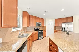 12410 Skyview Star Ct, Houston, TX 77047 - Photo 11