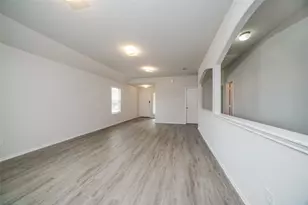 208 Fallow Deer Dr, Huntsville, TX 77320 - Photo 5