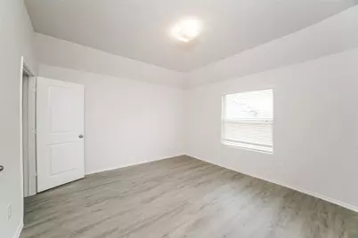 208 Fallow Deer Drive, Huntsville, TX 77320 - Photo 9