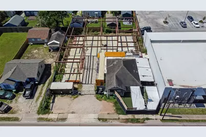 1211 N Durham Drive, Houston, TX 77008 - Photo 7