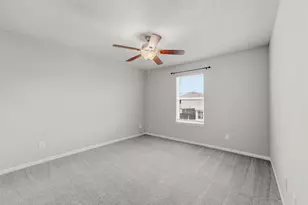 11747 Red Hummingbird Dr, Houston, TX 77047 - Photo 15