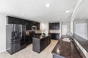 11747 Red Hummingbird Dr, Houston, TX 77047 - Photo 7