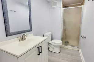 312 Paddock Rd, Willis, TX 77378 - Photo 9