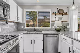 9415 Towerstone Dr, Spring, TX 77379 - Photo 17