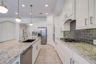 6614 Rising Hills Ln, Sugar Land, TX 77479 - Photo 15