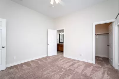 9147 Lago Crest Drive, Houston, TX 77054 - Photo 33