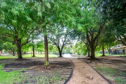 9147 Lago Crest Drive, Houston, TX 77054 - Photo 41