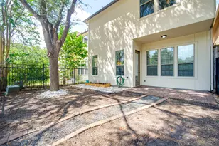 9147 Lago Crest Dr, Houston, TX 77054 - Photo 37