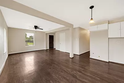 7526 Bywood Street, Houston, TX 77028 - Photo 9