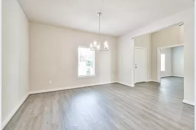 118 Prairie Dawn Circle, The Woodlands, TX 77385 - Photo 11