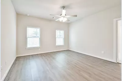118 Prairie Dawn Circle, The Woodlands, TX 77385 - Photo 15