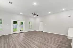 2150 Mosher Ln, Houston, TX 77088 - Photo 5