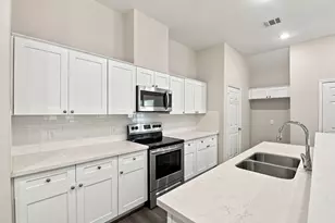 2150 Mosher Ln, Houston, TX 77088 - Photo 11