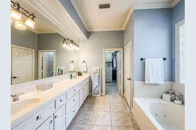 38 E Thymewood Place, The Woodlands, TX 77382 - Photo 31