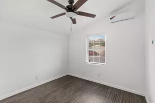 4126 Paladino St, Bacliff, TX 77518 - Photo 13