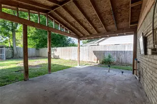 1219 Fallbrook Dr, Houston, TX 77038 - Photo 17