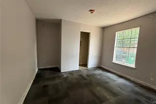 1709 Hussion St, Houston, TX 77003 - Photo 11