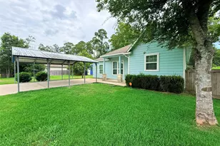 1330 1332 Red Fox Dr, Crosby, TX 77532 - Photo 3