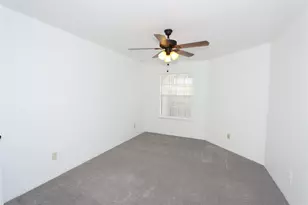 10639 Braes Bend Dr, Houston, TX 77071 - Photo 13