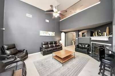 7902 Belterraza Court, Houston, TX 77083 - Photo 9