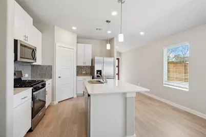 1666 Shae Oak Lane, Conroe, TX 77304 - Photo 5