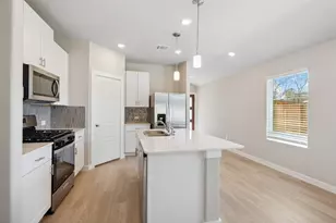 1666 Shae Oak Ln, Conroe, TX 77304 - Photo 5