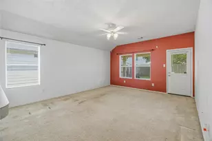 5334 Cinnamon Lake Dr Dr, Baytown, TX 77521 - Photo 9