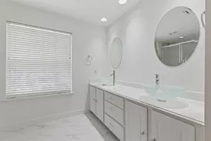 66 Hidden Meadow Dr, The Woodlands, TX 77382 - Photo 21