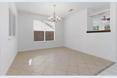 66 Hidden Meadow Drive, The Woodlands, TX 77382 - Photo 7